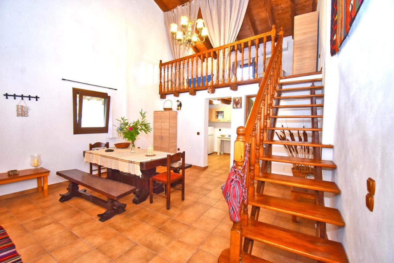 Ninas Cottage Linia Ngoại thất bức ảnh