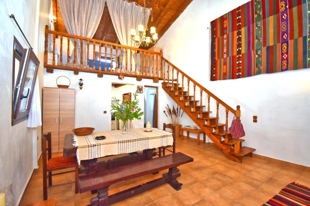 Ninas Cottage Linia Ngoại thất bức ảnh